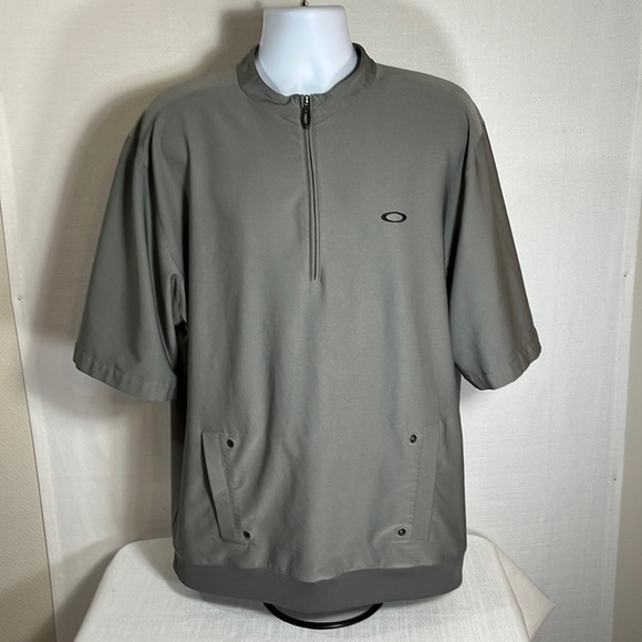 Oakley Other - Oakley men’s shirt, XL, in good condition